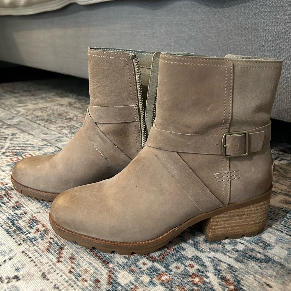 Sorel Cate Buckle Boot